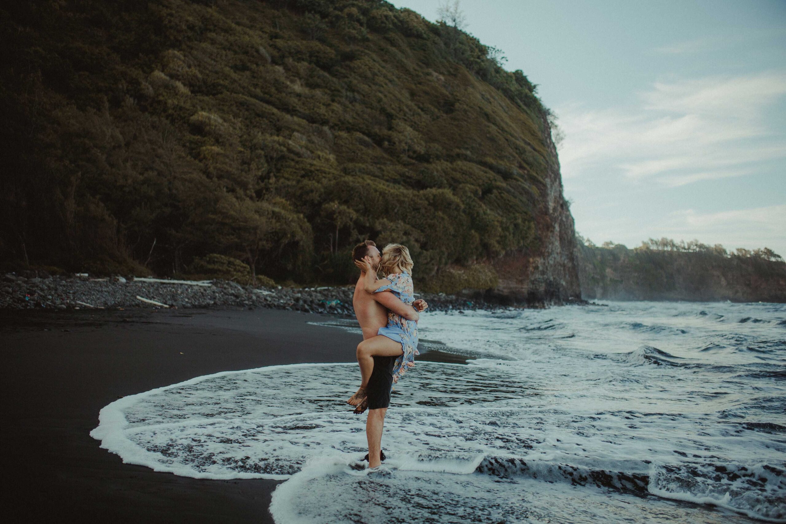 hawaii proposal, how she asked, hawaii engagement, hike in big island, big island photographer, hawaii photographer, hawaii secret proposal, secret proposal, big island secret proposal