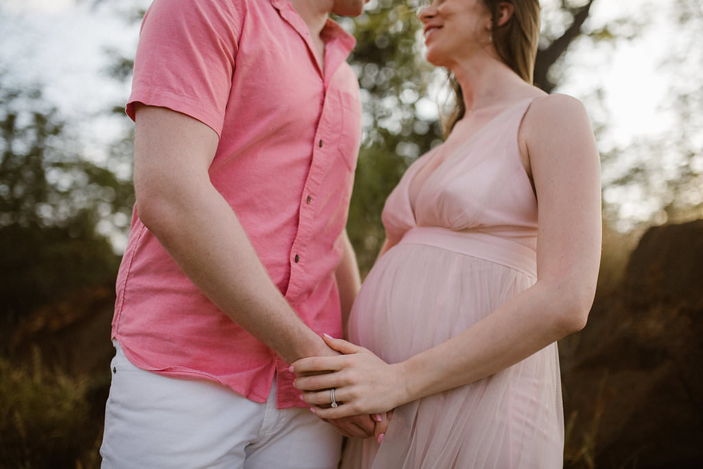 dress for maternity photo session