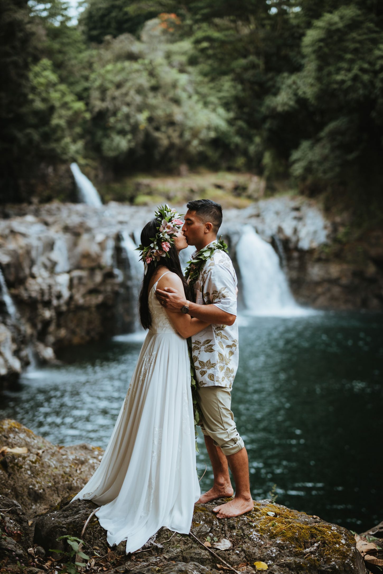 Hawaii Elopement Packages for Your Wedding