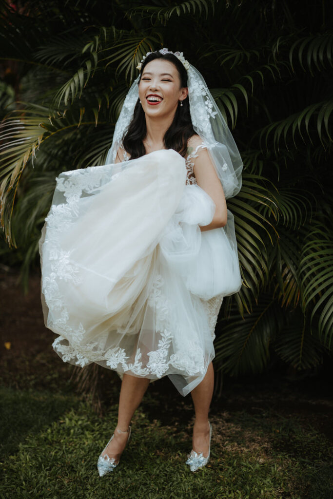 Fairmont Orchid Weddings, Big Island Wedding, Big Island Wedding Photographer, Big island Weddings, Hawaii Bride, Hawaii Wedding Flowers, Hawaii Wedding Theme, Jimmy Choo